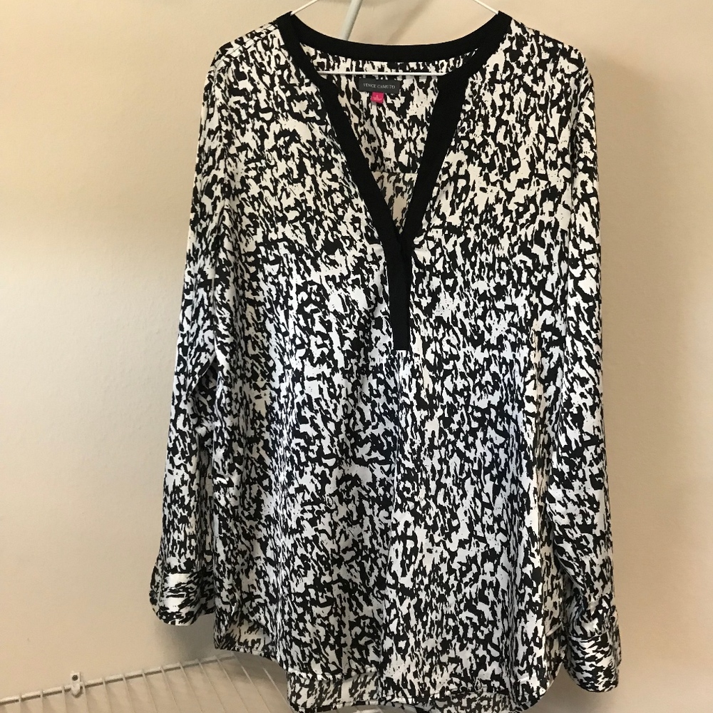 Like New Patterned Blouse